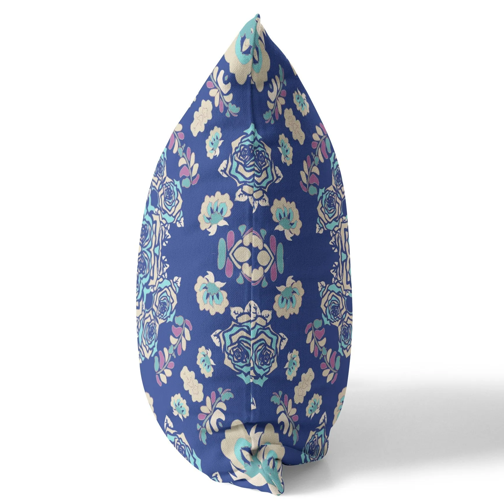 20” Blue Cream Wreath Indoor Outdoor Zippered Throw Pillow
