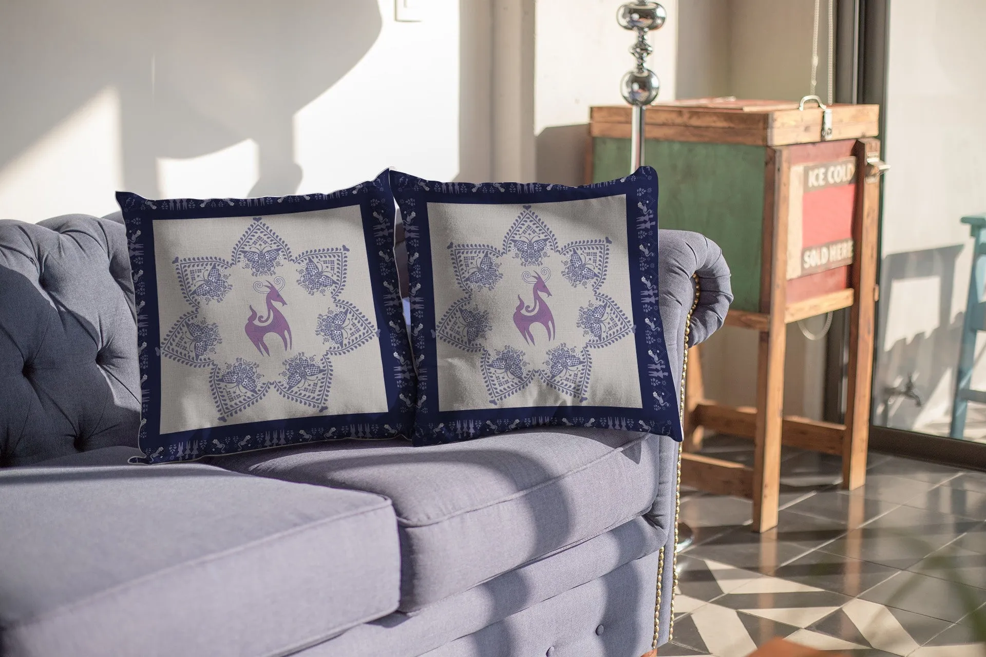 20” Gray Purple Horse Indoor Outdoor Zippered Throw Pillow