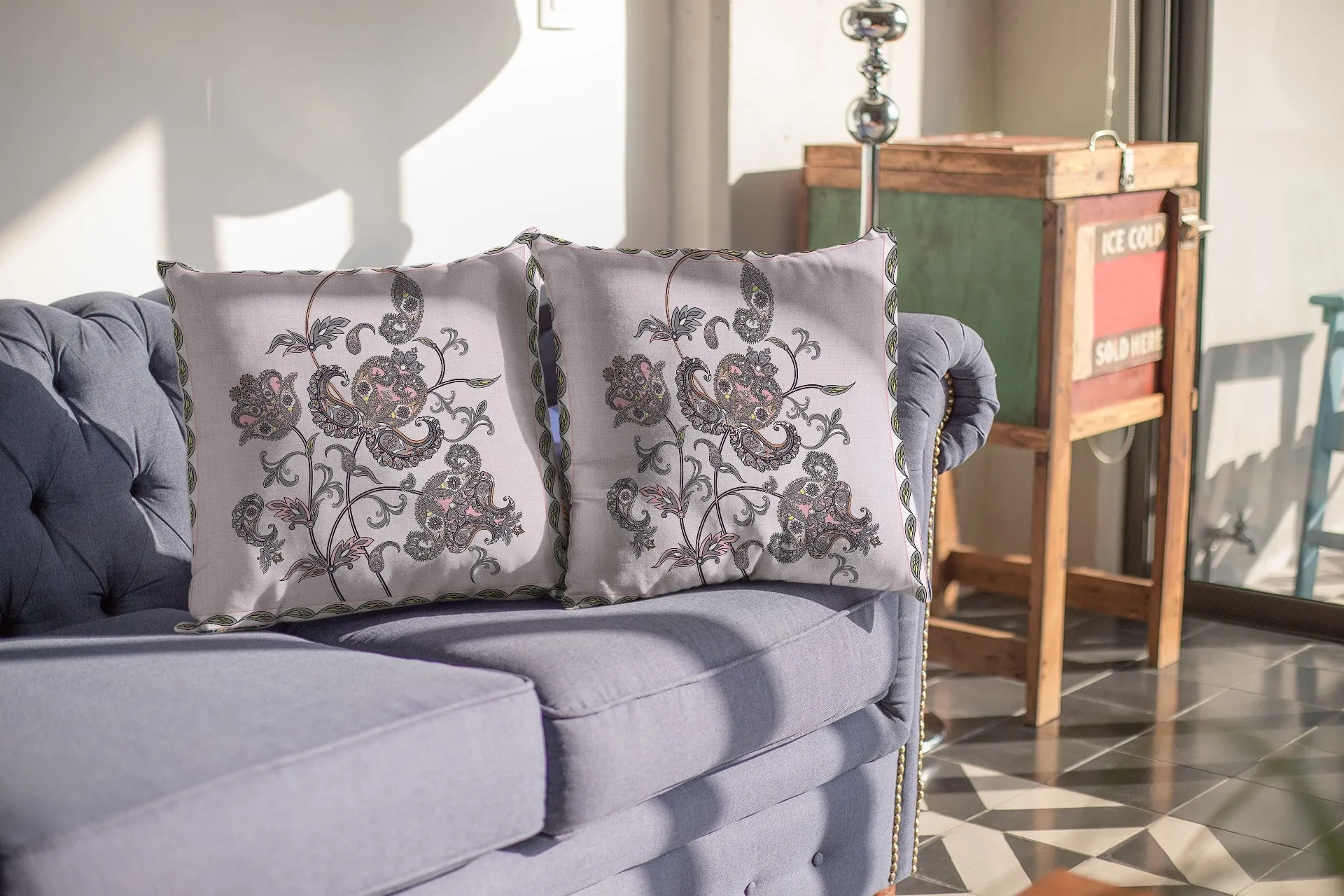 20” Gray White Wildflower Indoor Outdoor Zippered Throw Pillow
