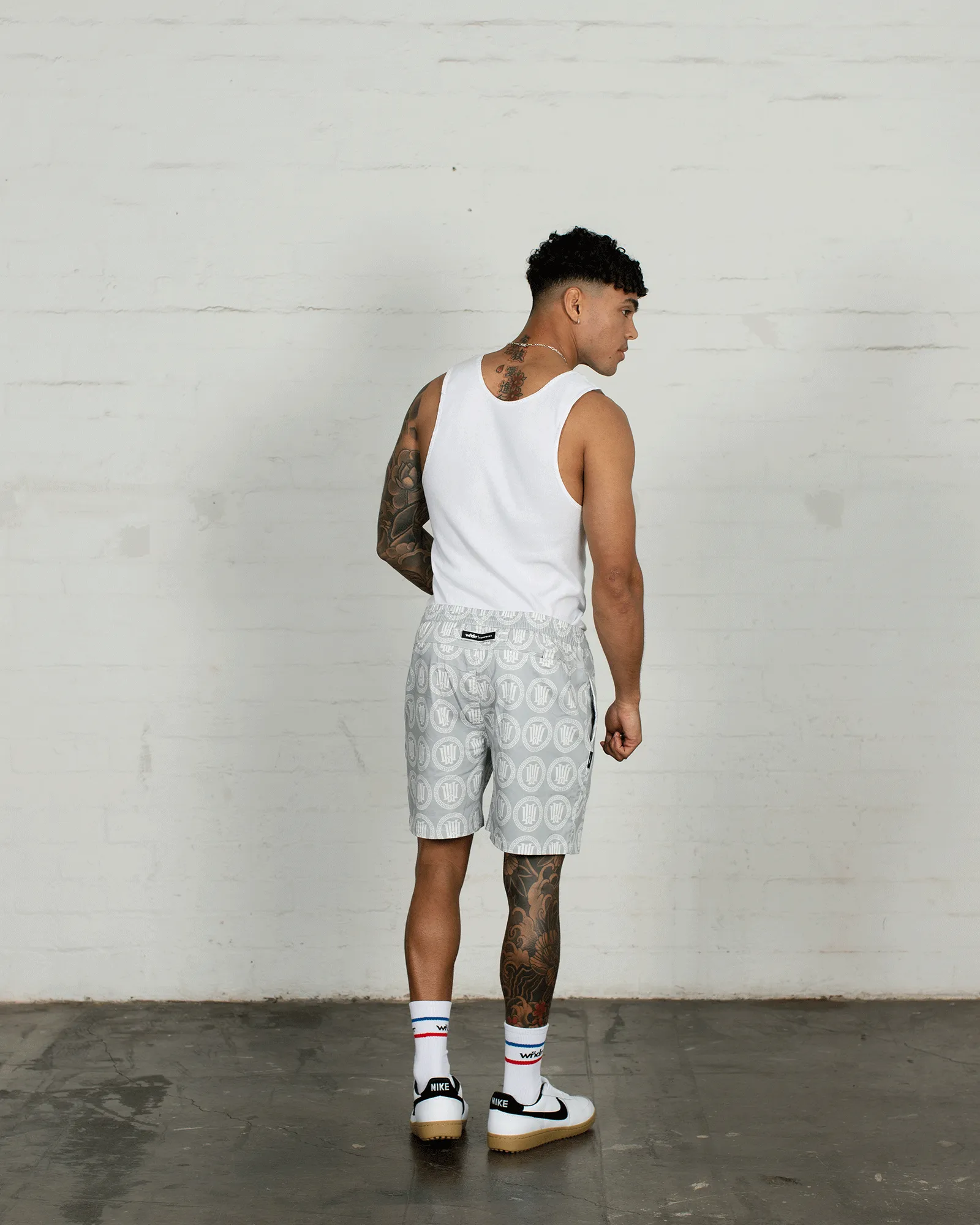 APOLLO BEACH SHORT - GREY