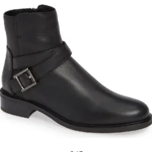 Aquatalia Bree water resistant black leather bootie women size 6.5