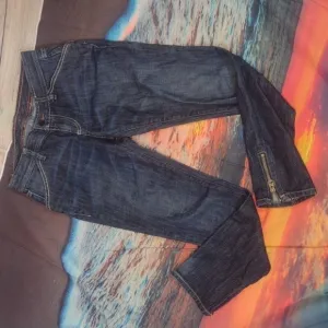 Armani exchange jeans zippered ankles size 2