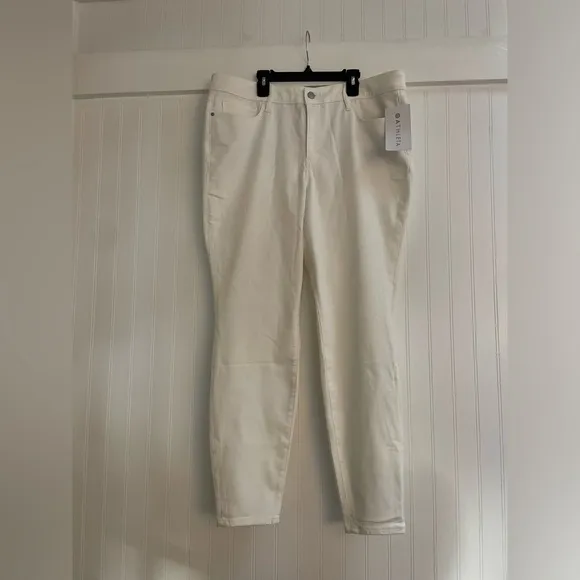 ATHLETA Sculptek Ultra Skinny Jean in White Size 18X / 18 NWT