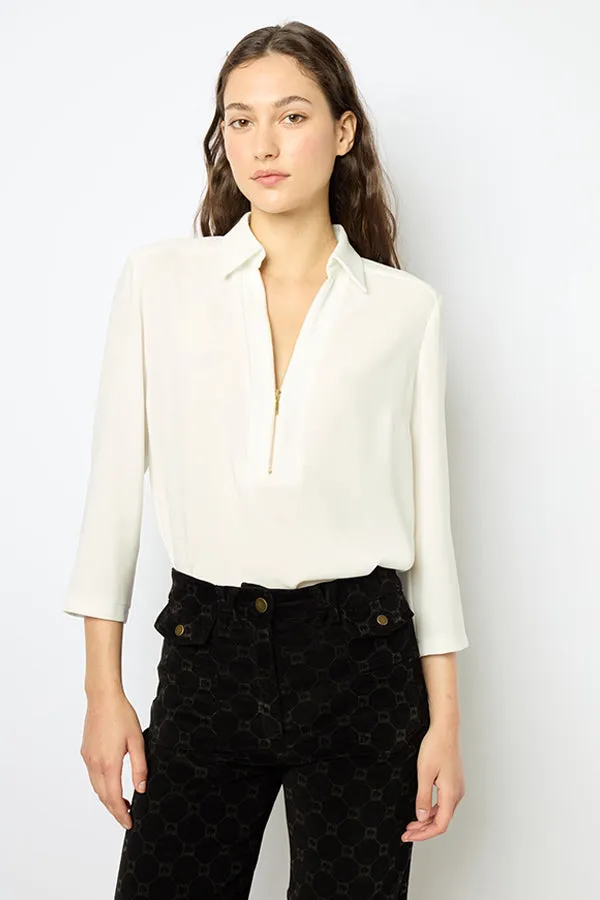 BRANDA ZIPPERED SOFT BLOUSE