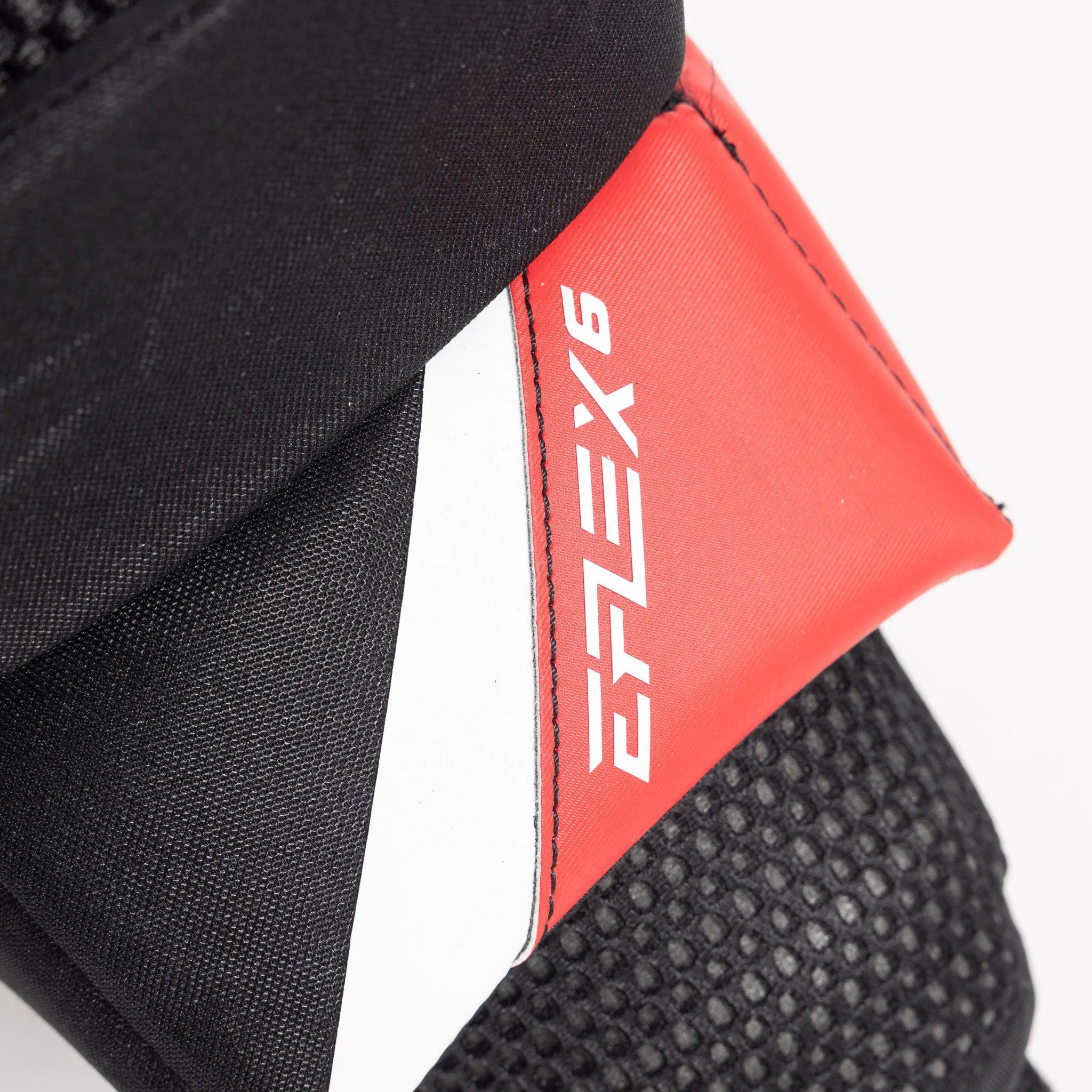 CCM Extreme Flex 6 Senior Chest & Arm Protector