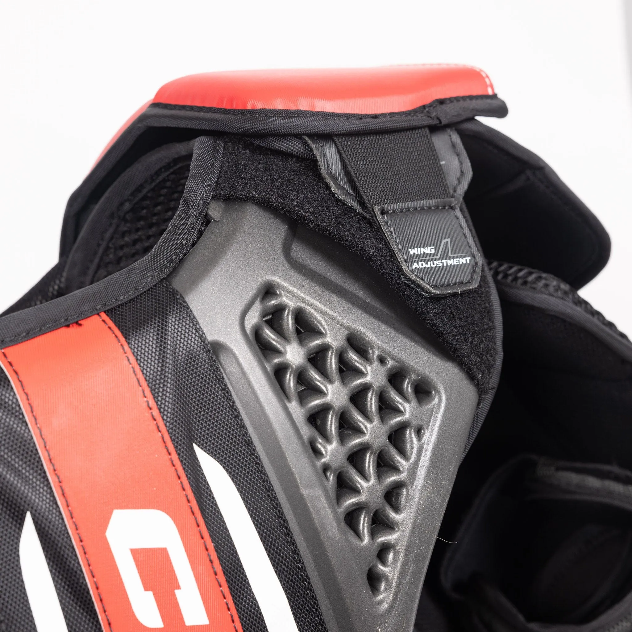 CCM Extreme Flex 6 Senior Chest & Arm Protector