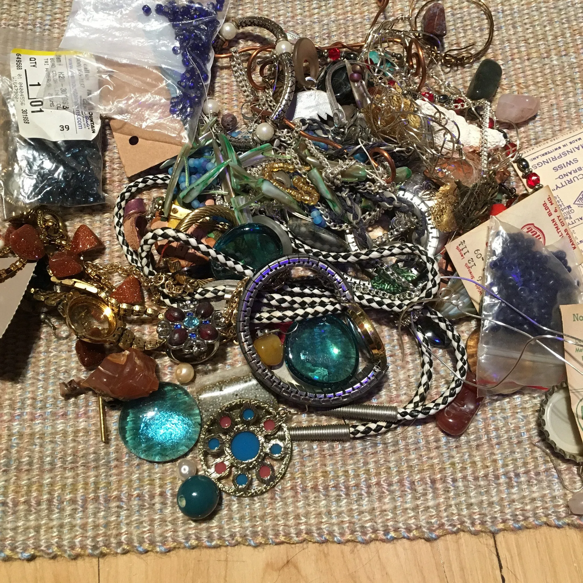 Destash Box: I Don't Even Know