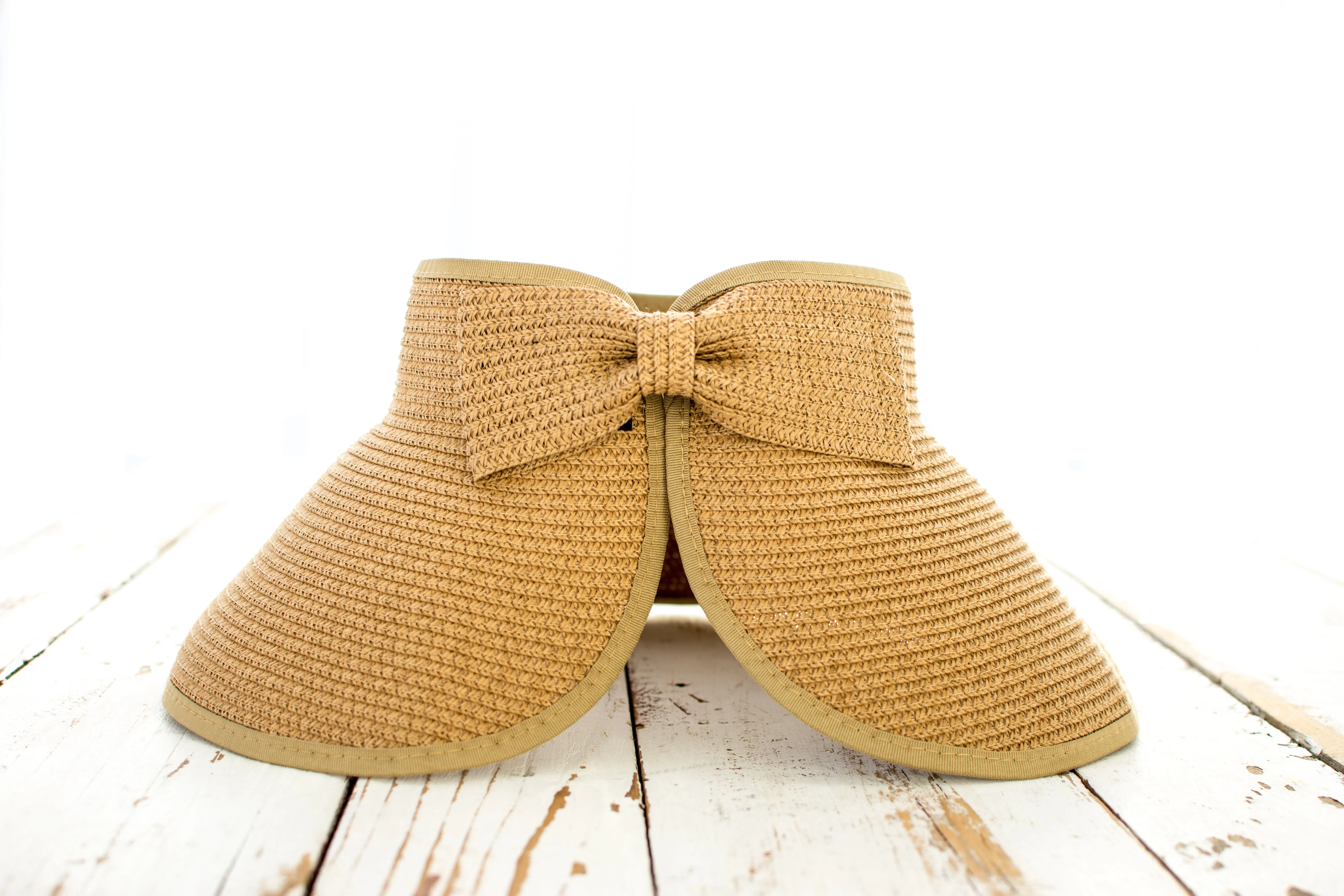 Foldable Wide Brim Bow Visor