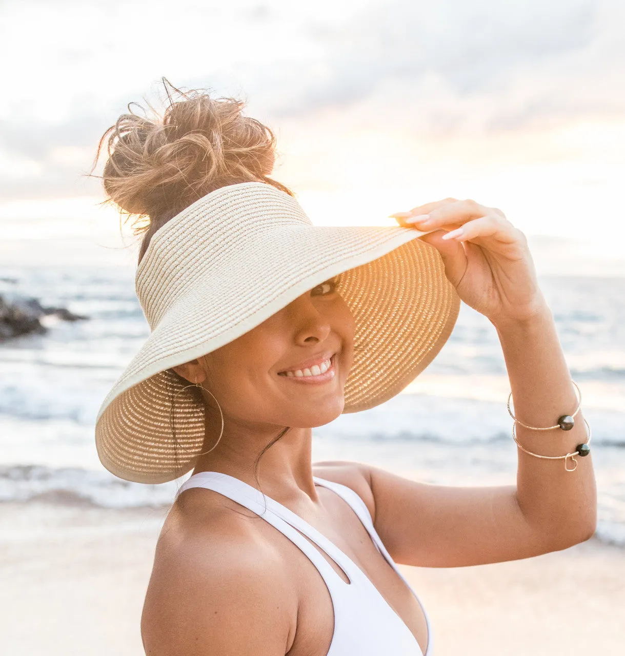 Foldable Wide Brim Bow Visor