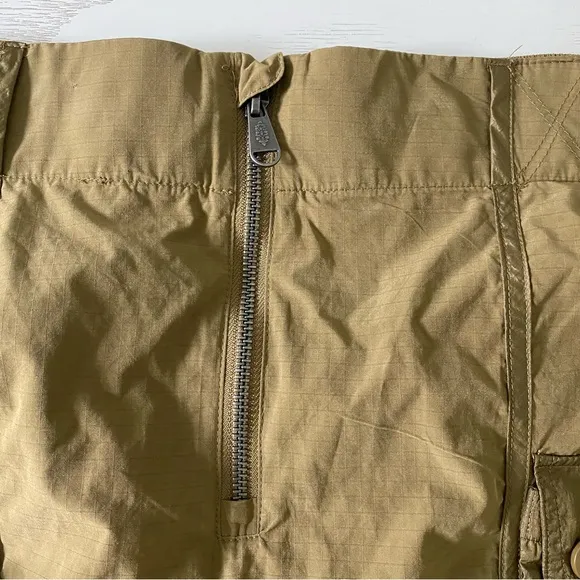 Free People NWOT Thru Hiker Short in Oregano $78 Retail Women’s Size S