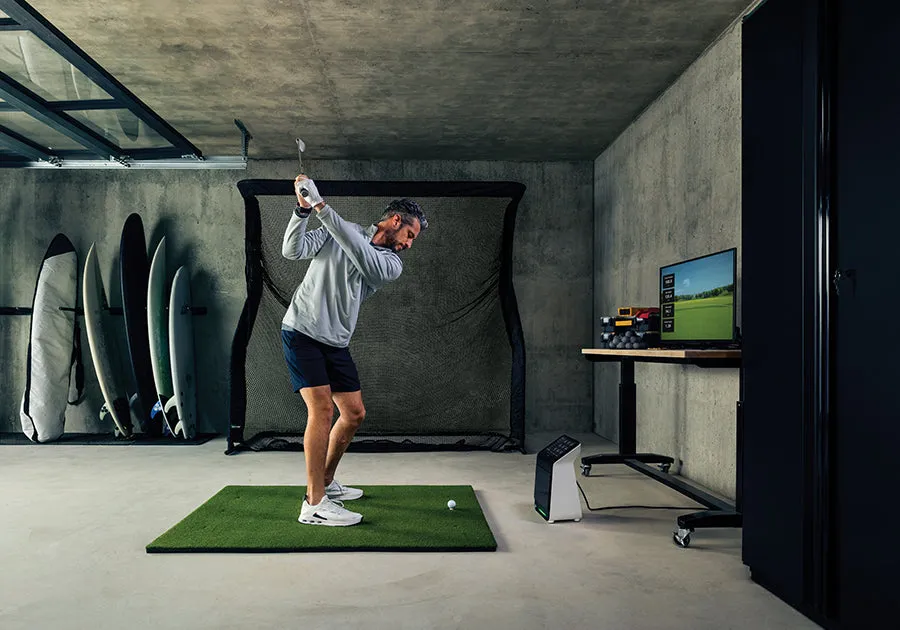 Garmin Approach R50 Launch Monitor and Golf Simulator