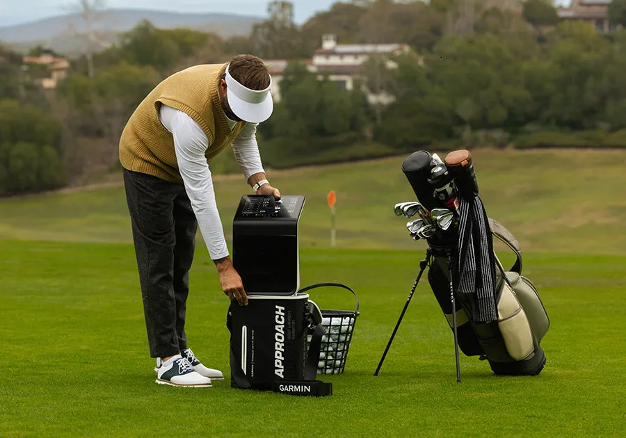 Garmin Approach R50 Launch Monitor and Golf Simulator