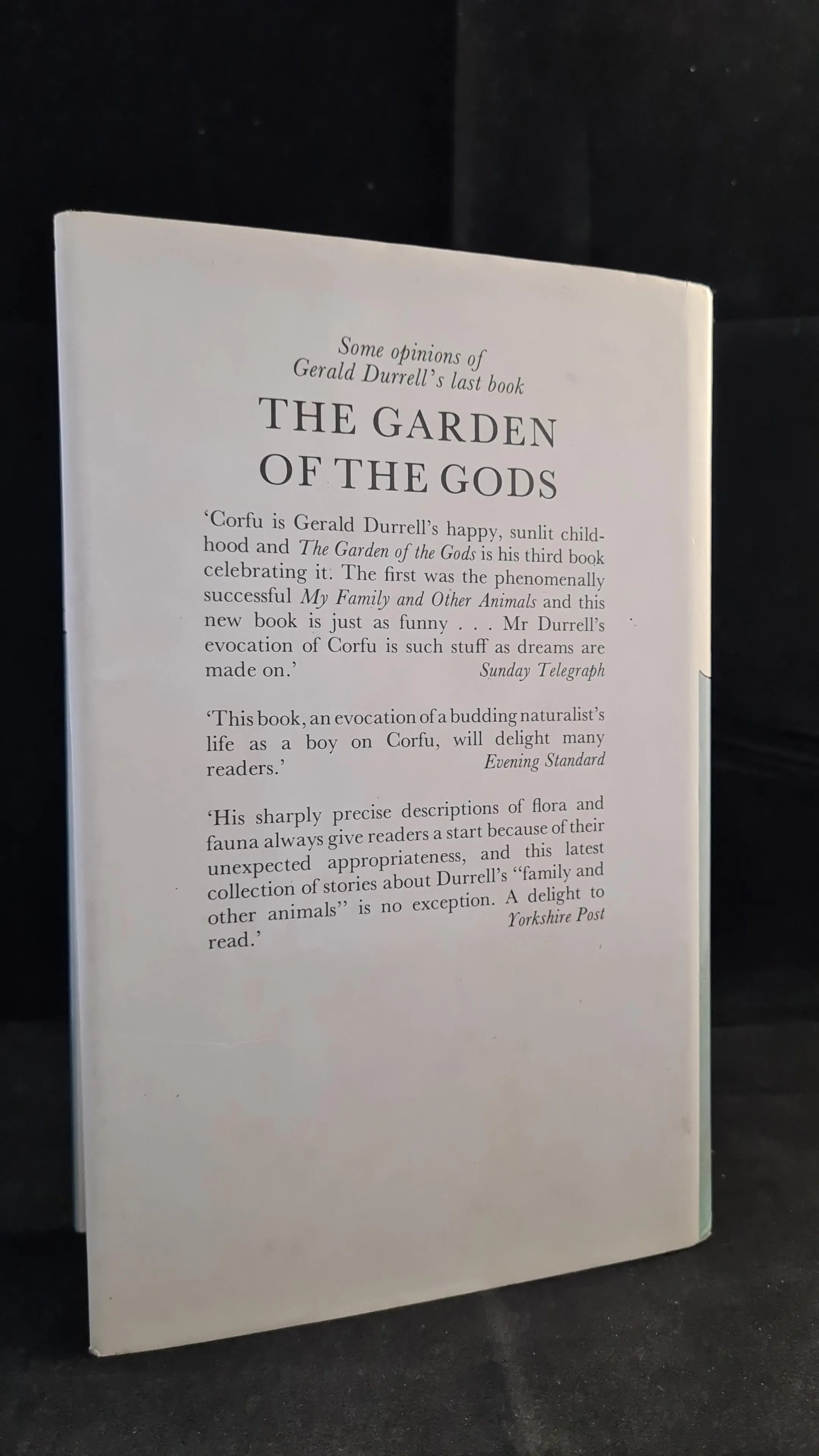 Gerald Durrell - The Picnic & Suchlike Pandemonium, Collins, 1979, 1st, Signed, Doodle