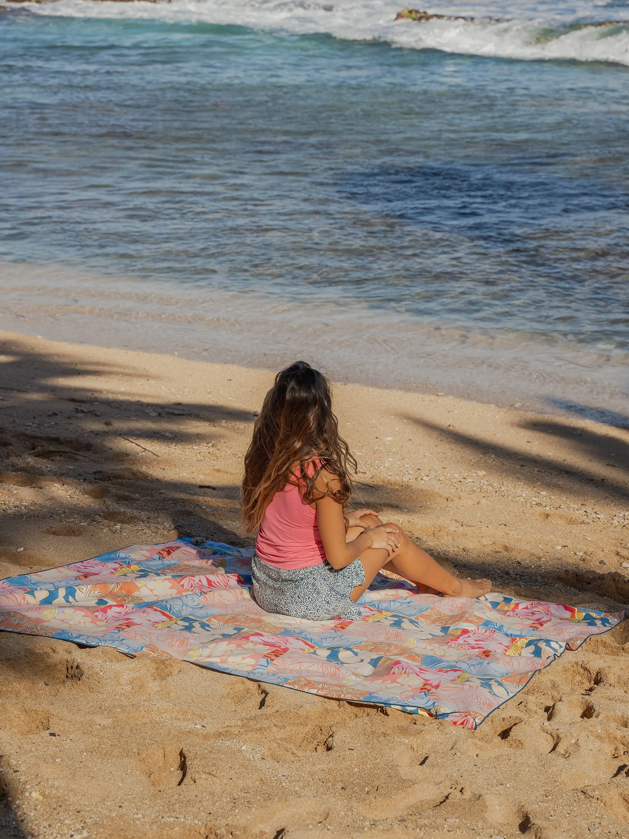 Hawaiiana | Family Beach Towel