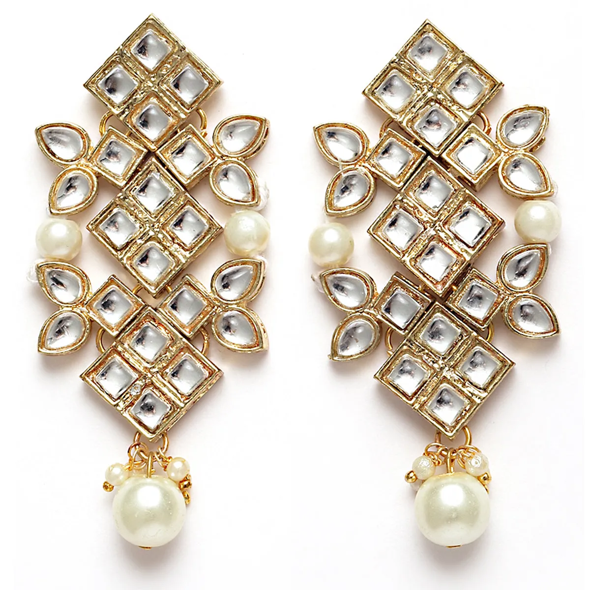 Karatcart Gold Plated Pearl Beaded Choker Necklace Set with Braceletfor Women