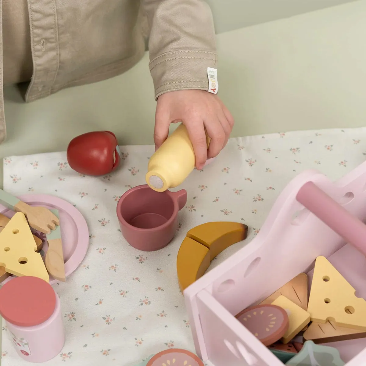Little Dutch Picnic Set