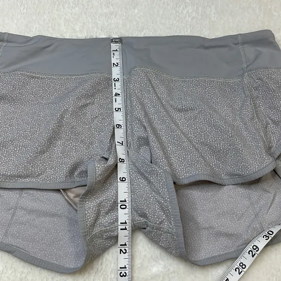 lululemon Speed Short Freckle Flower - Seal Grey Size 10