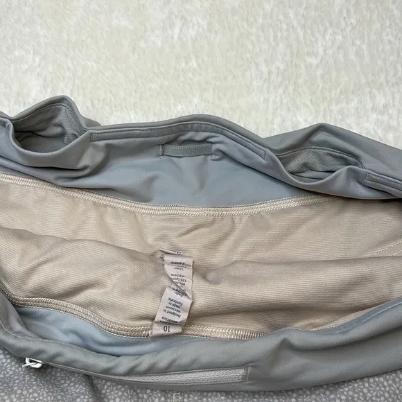 lululemon Speed Short Freckle Flower - Seal Grey Size 10