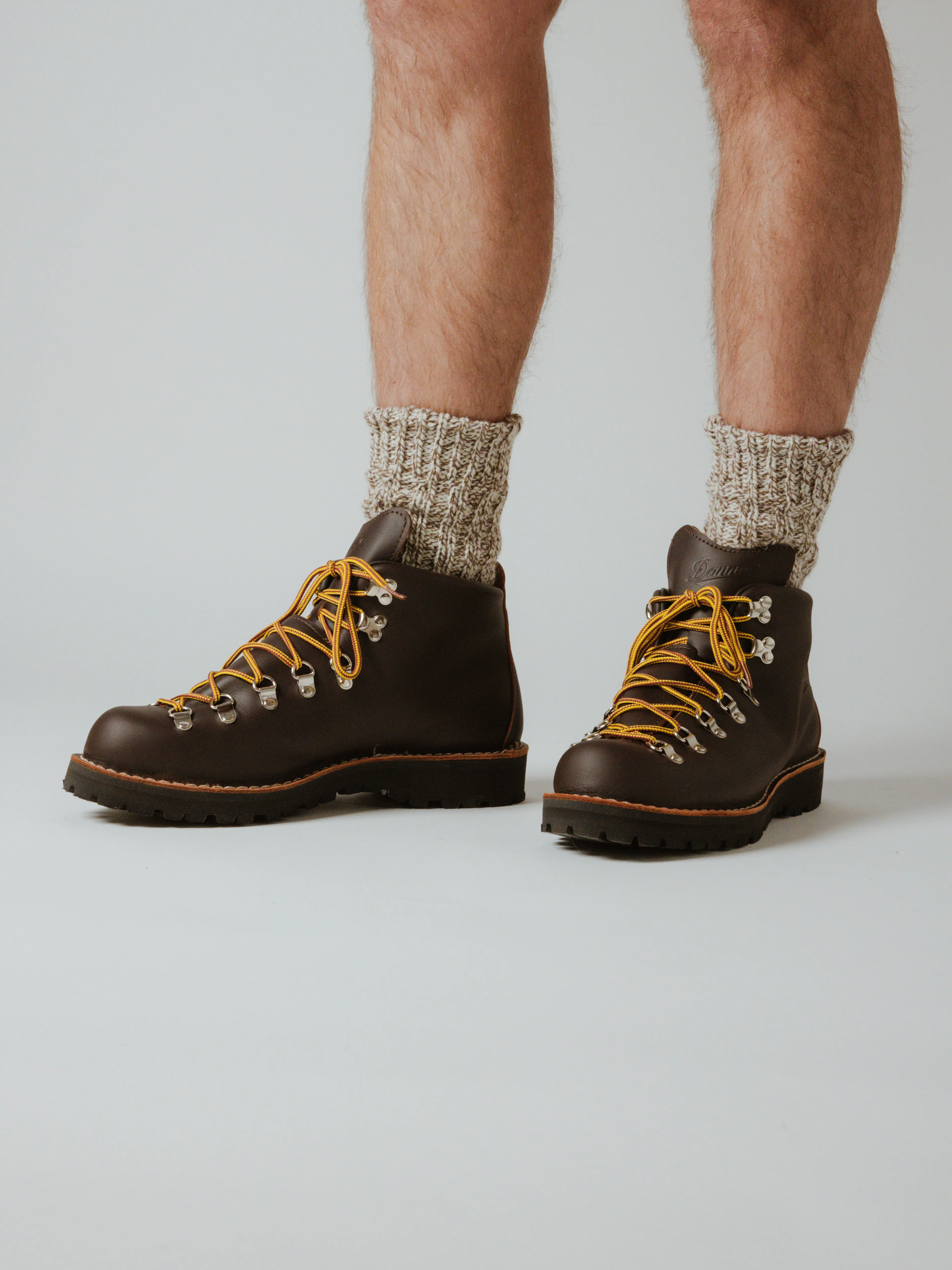 Mountain Light - Brown