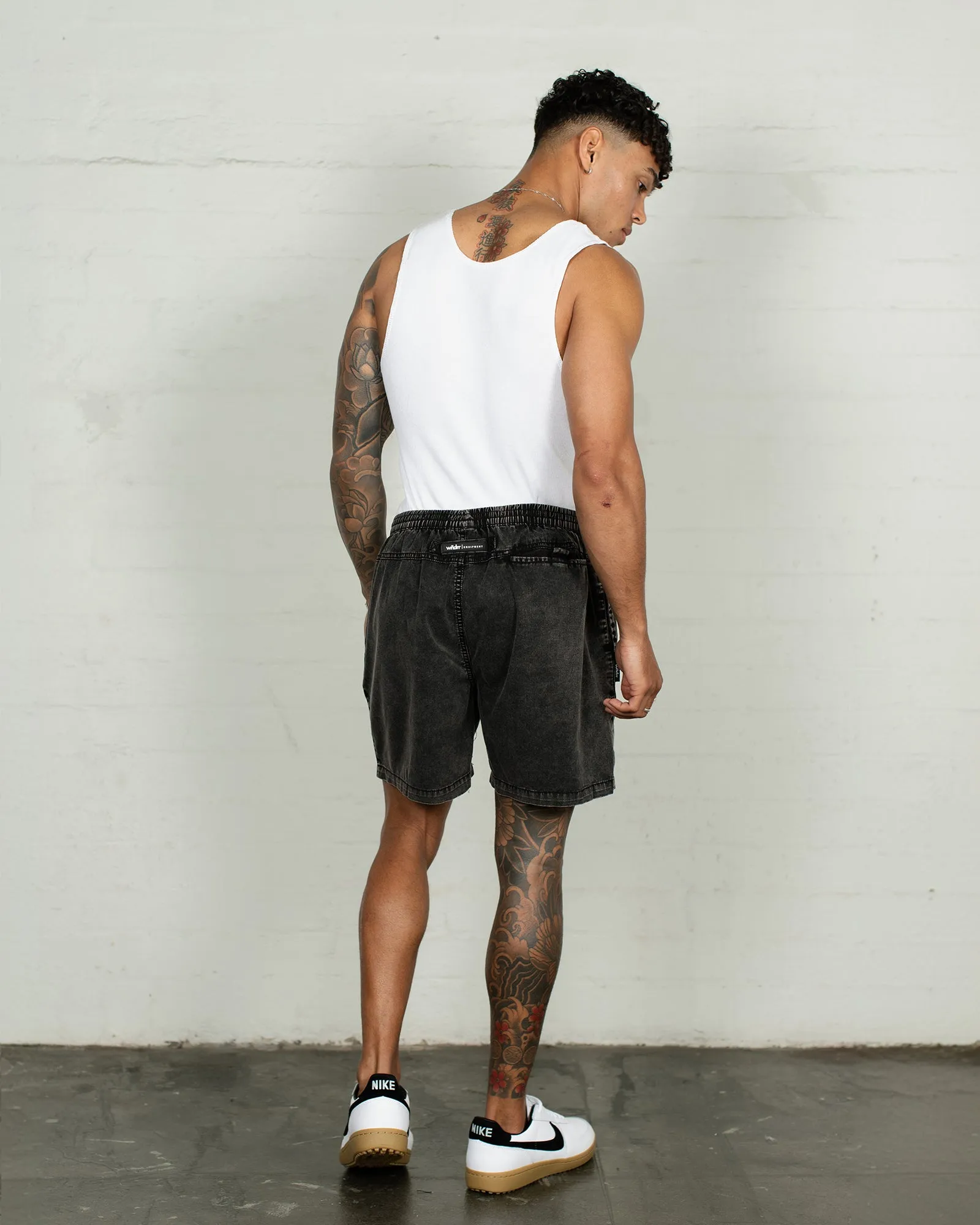 OFFEND BEACH SHORT - WASHED BLACK