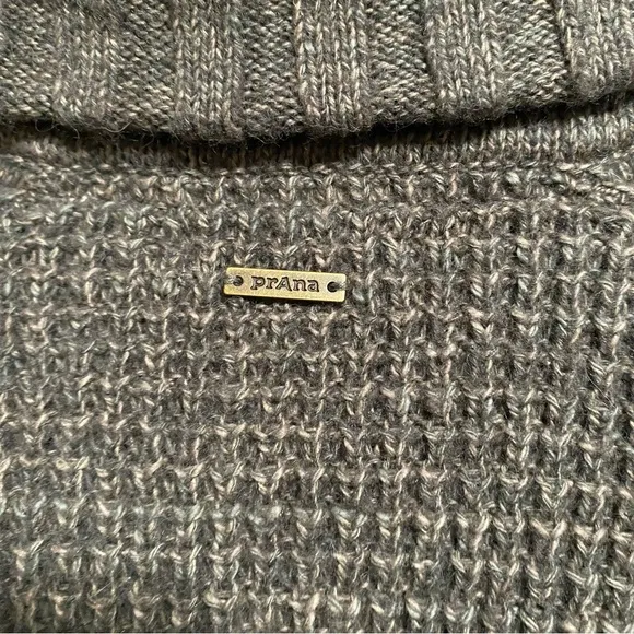 Prana Yunna Grey Zippered Cardigan Sweater S / M