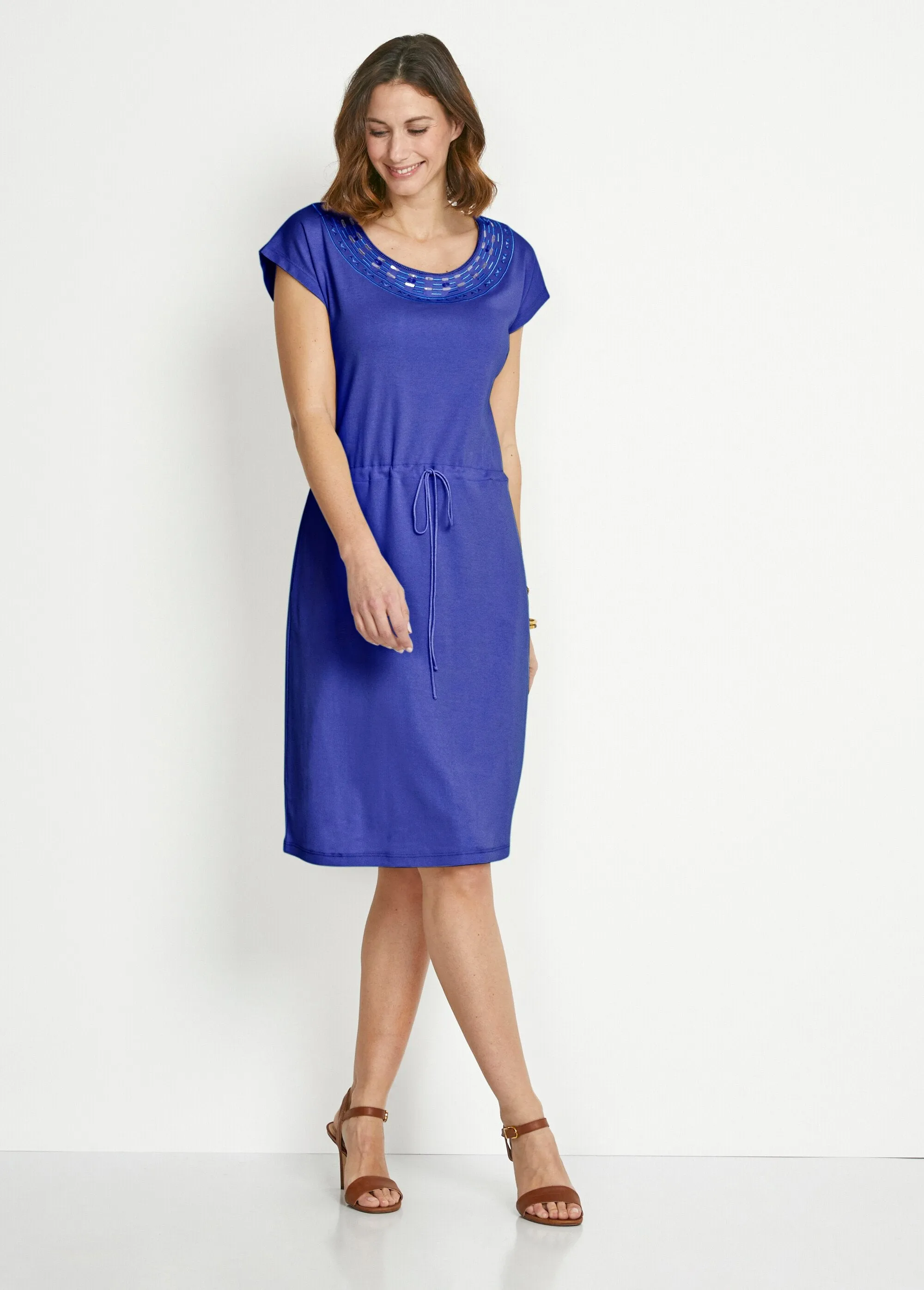 Short beach dress with kimono sleeves