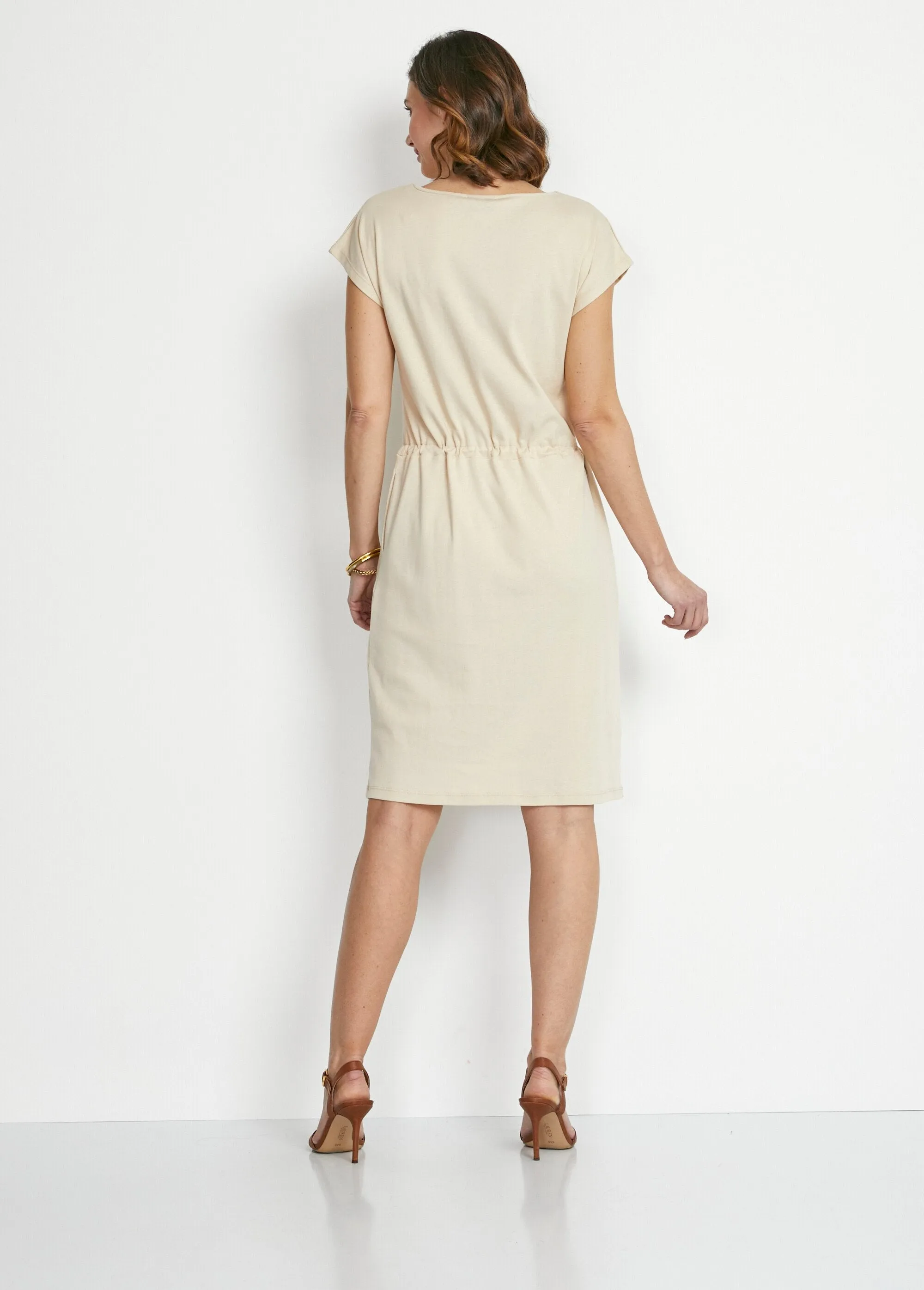 Short beach dress with kimono sleeves