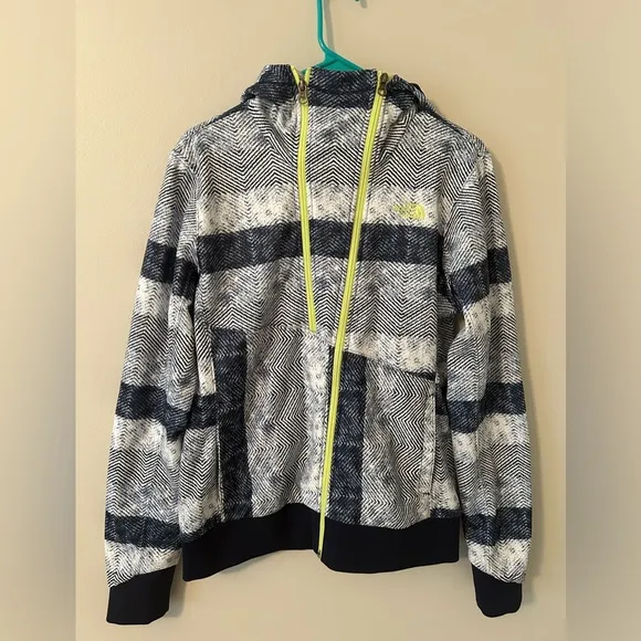 Women’s North Face Jacket