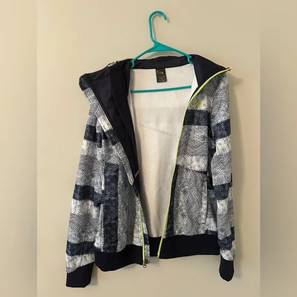 Women’s North Face Jacket