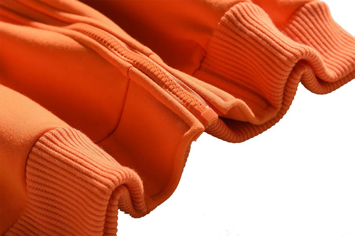 Zippered Long-Sleeved Sweater With Hood And 2 Pockets